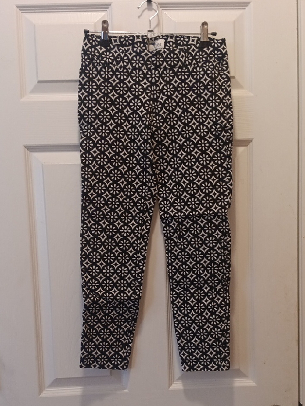 Old Navy Daisy Diva Pants